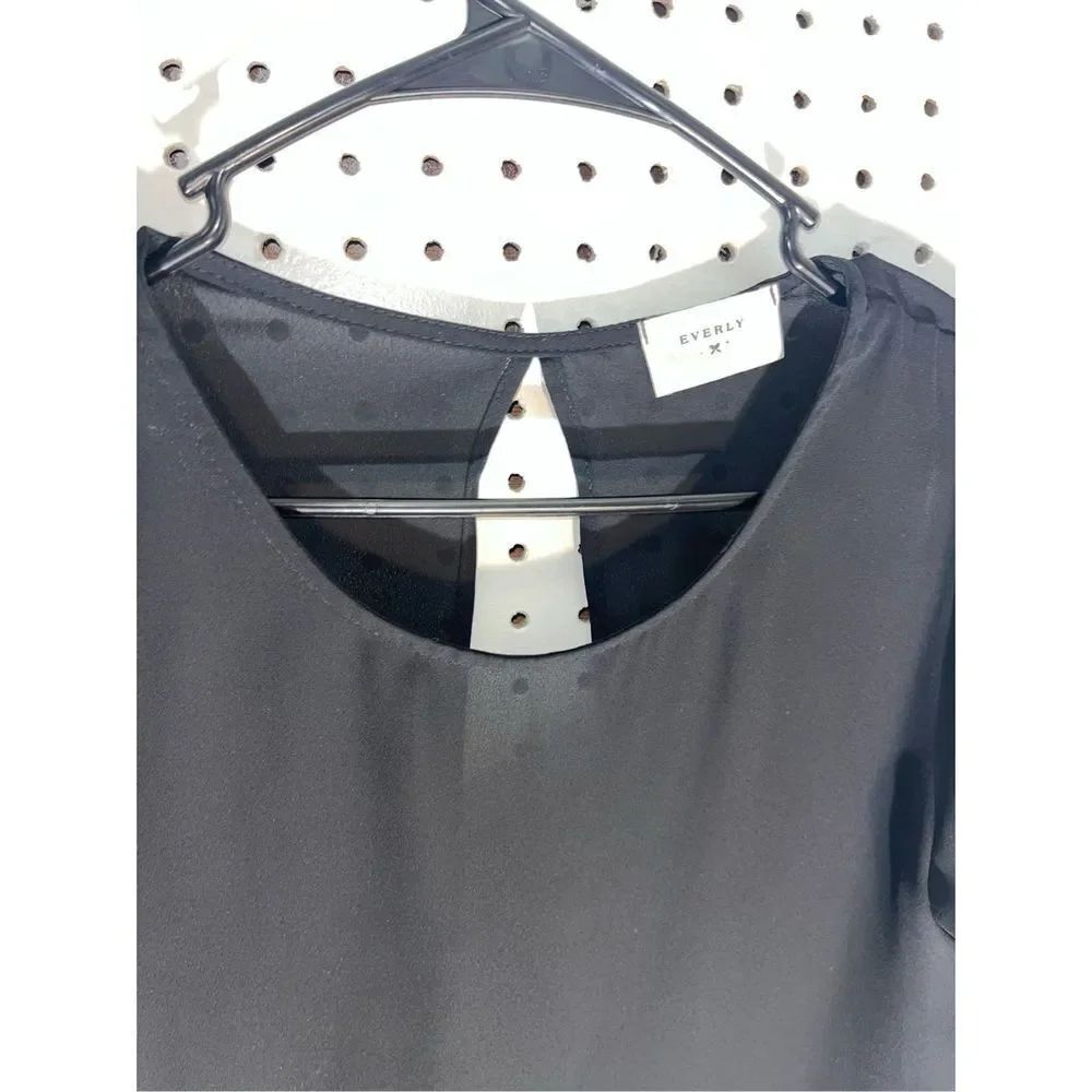 Everly blouse  - Picture 6 of 6